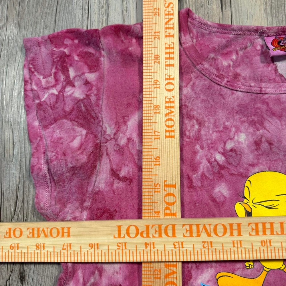 Pink tie-dye Tweety Bird graphic tee - Picture 2 of 2